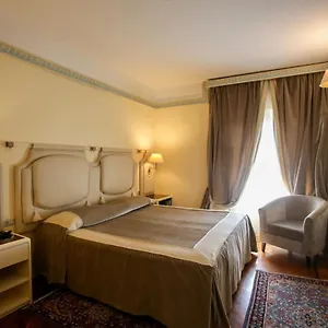 **** Otel Grand Tettuccio İtalya