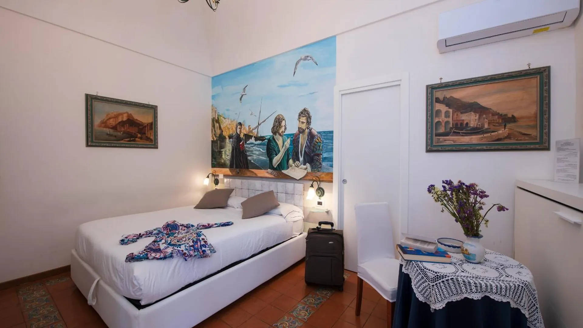 Hotel Antica Repubblica In Amalfi Center At 100Mt From The Sea