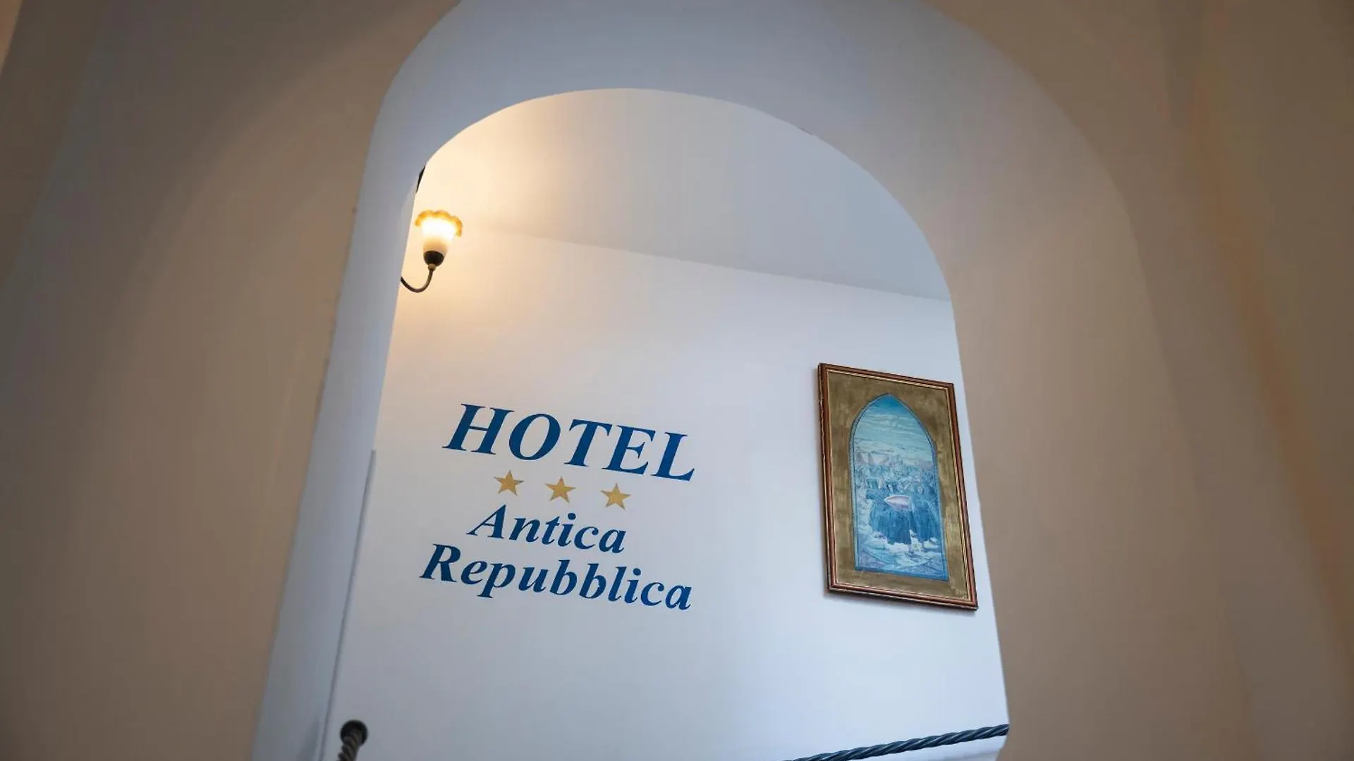 ***  Hotel Antica Repubblica In Amalfi Center At 100Mt From The Sea İtalya