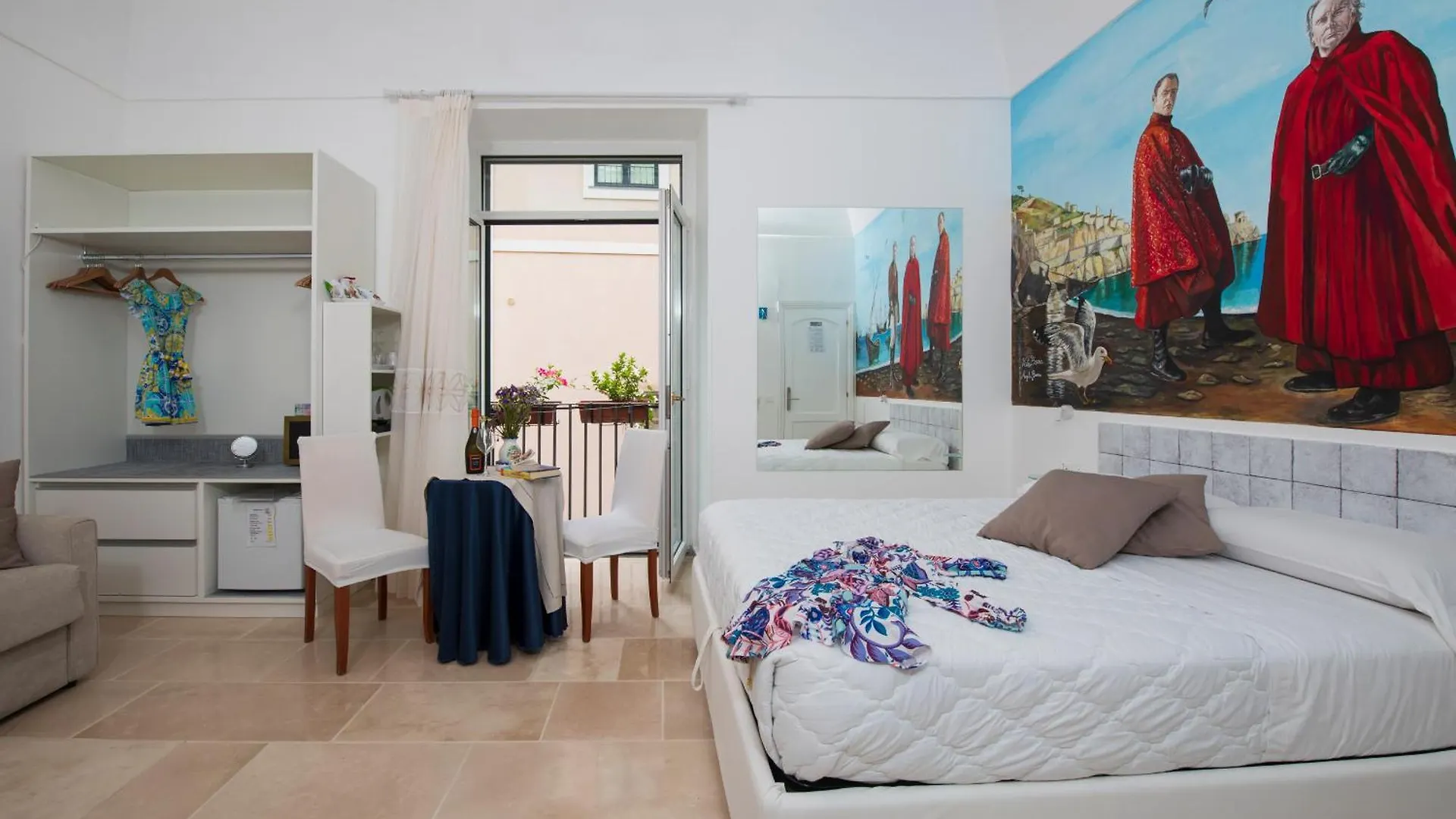 Hotel Antica Repubblica In Amalfi Center At 100Mt From The Sea